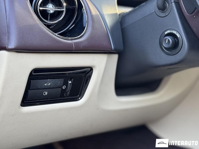 2012 Jaguar XJ — Miniatură 10