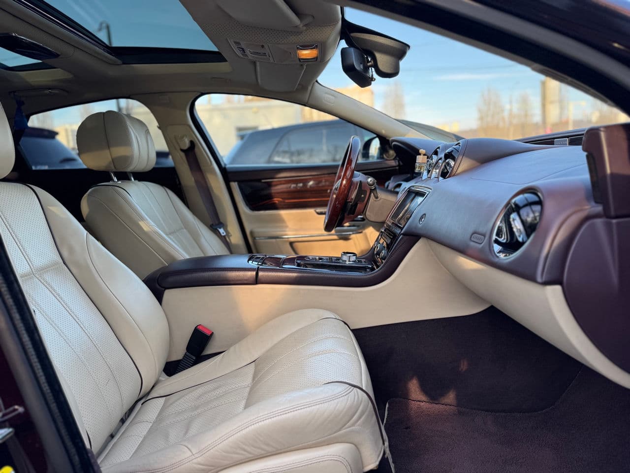 2012 Jaguar XJ — Miniatură 25