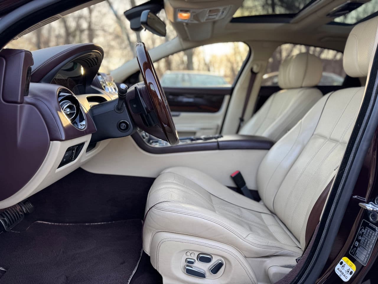 2012 Jaguar XJ — Miniatură 8