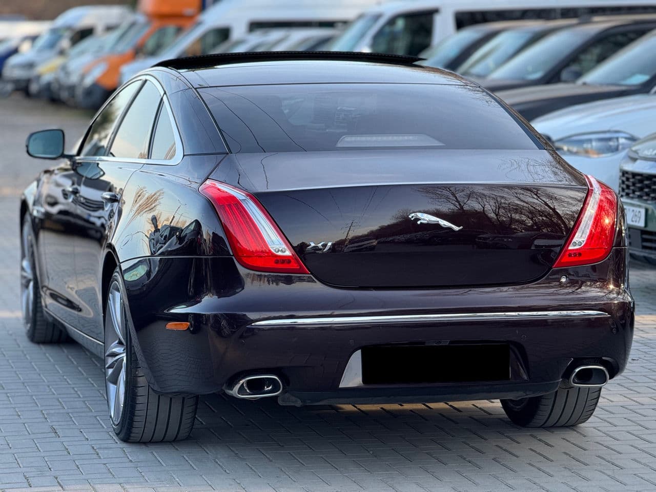 2012 Jaguar XJ — Miniatură 2