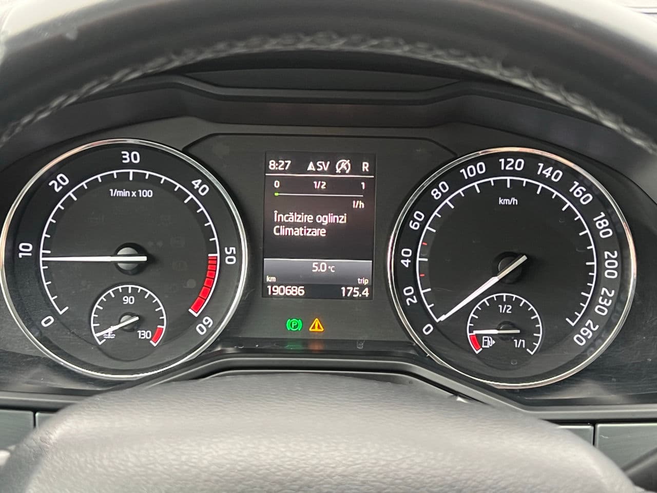 Skoda Superb 2017 — Миниатюра 12