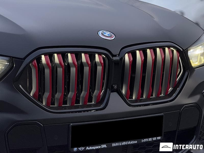 BMW X6 4.0i 2022 — Миниатюра 6