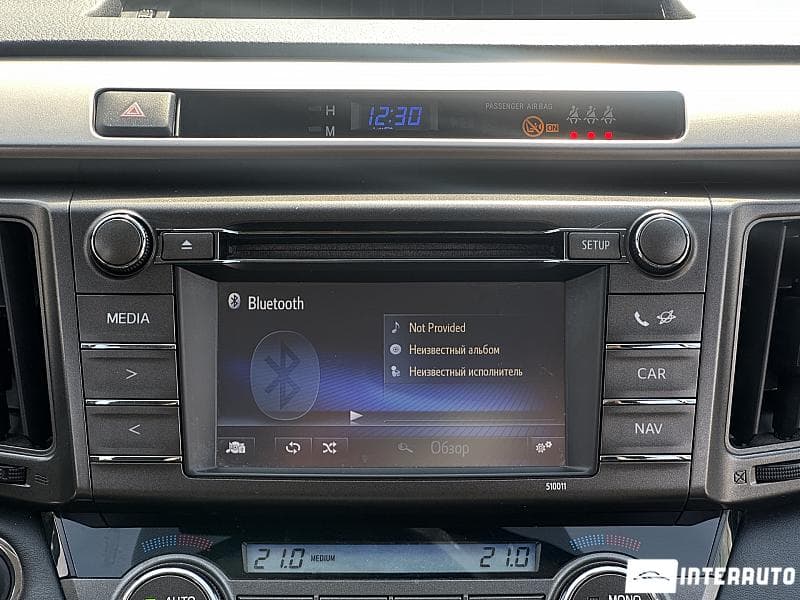 Toyota Rav-4 2015 — Миниатюра 9