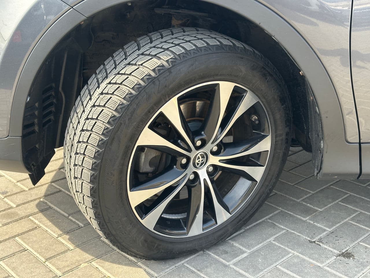Toyota Rav-4 2015 — Миниатюра 17