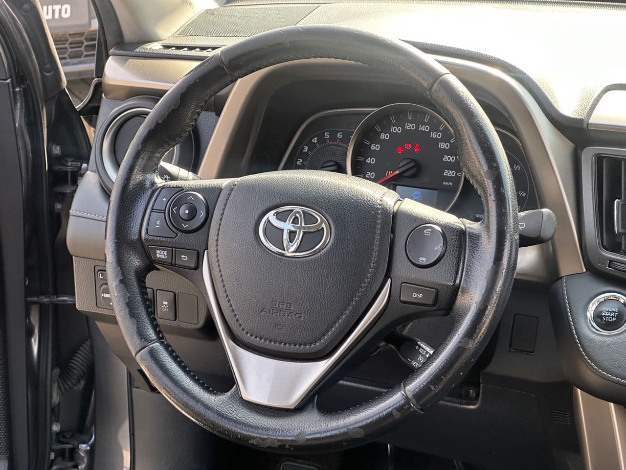Toyota Rav-4 2015 — Миниатюра 7