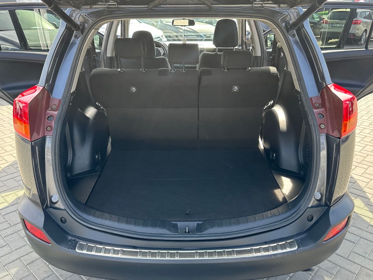 Toyota Rav-4 2015 — Миниатюра 21