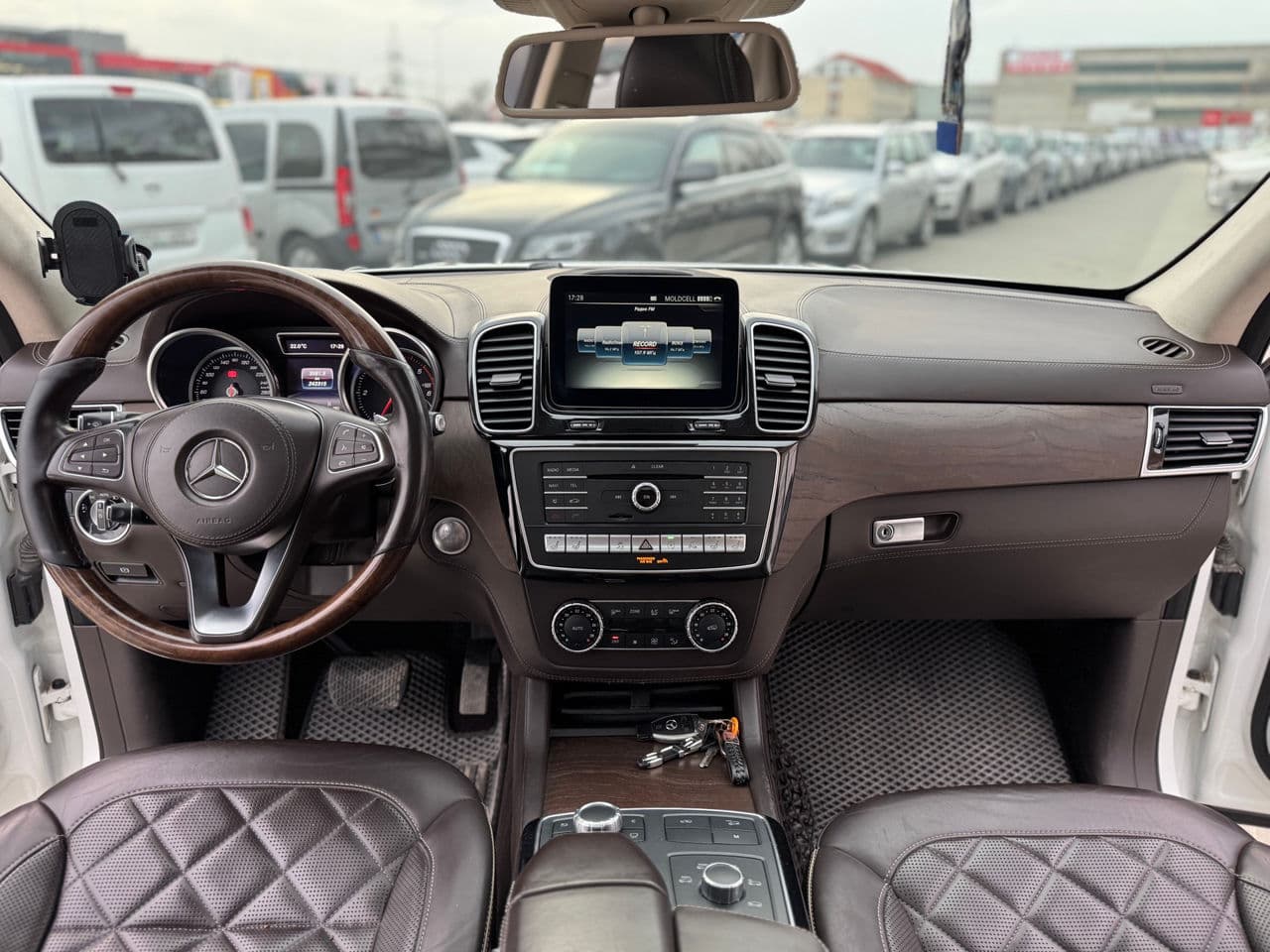 Mercedes GLS 350d 2016 — Миниатюра 8