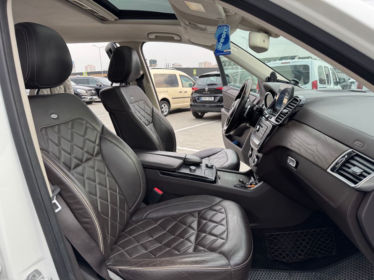 Mercedes GLS 350d 2016 — Миниатюра 19