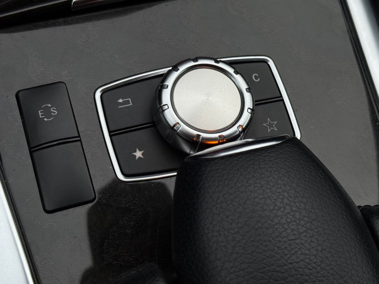 Mercedes E 220 2013 — Миниатюра 13