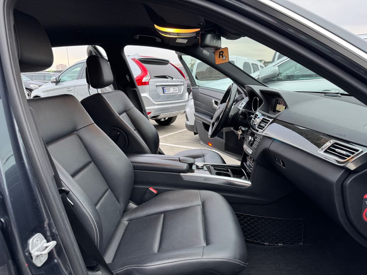 Mercedes E 220 2013 — Миниатюра 17