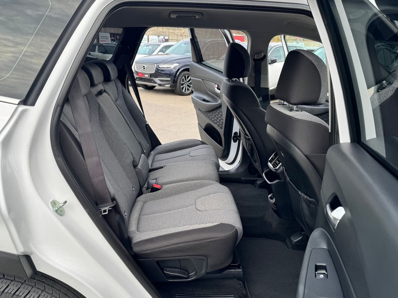 Hyundai Santa Fe 2019 — Миниатюра 14