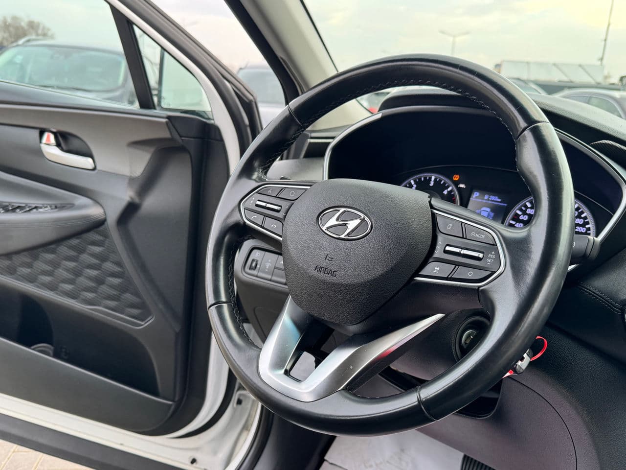 Hyundai Santa Fe 2019 — Миниатюра 7