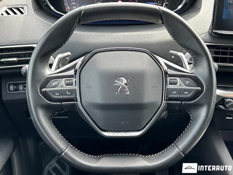 Peugeot 3008 2021 — Миниатюра 9