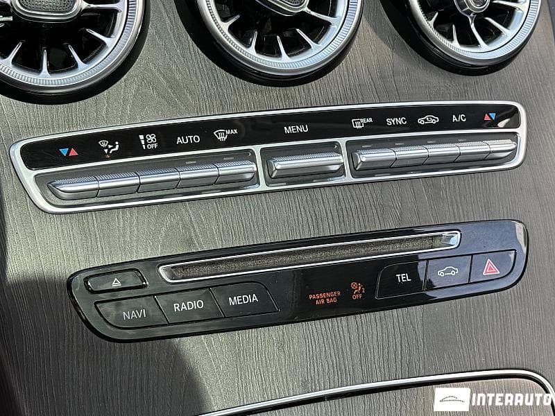 Mercedes C 300 2016 — Миниатюра 11
