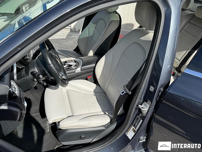 Mercedes C 300 2016 — Миниатюра 6