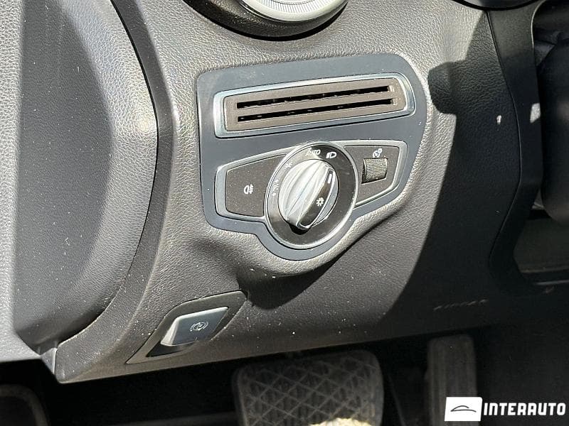 Mercedes C 300 2016 — Миниатюра 19