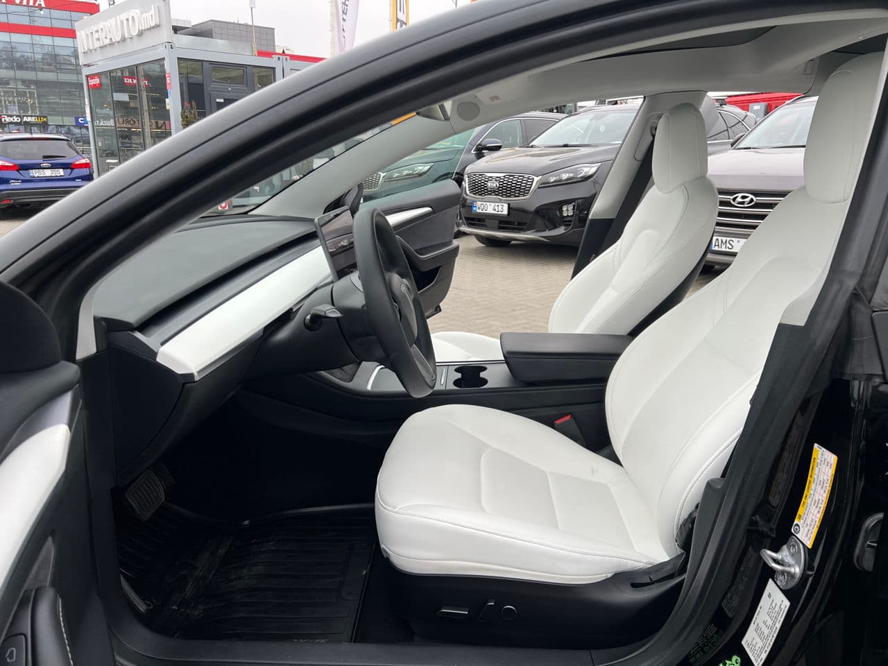 Tesla Model 3 2021 — Миниатюра 5