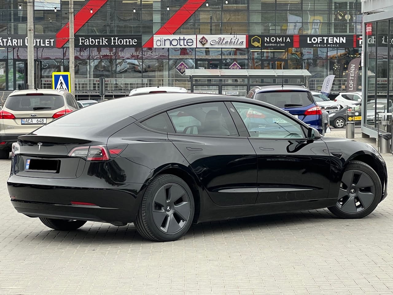 Tesla Model 3 2021 — Миниатюра 3