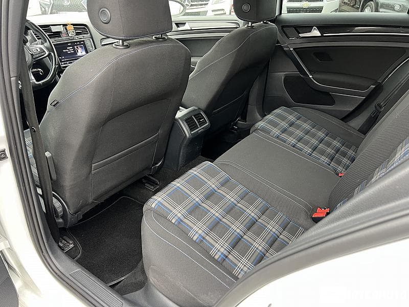 Volkswagen Golf GTE 2015 — Миниатюра 18