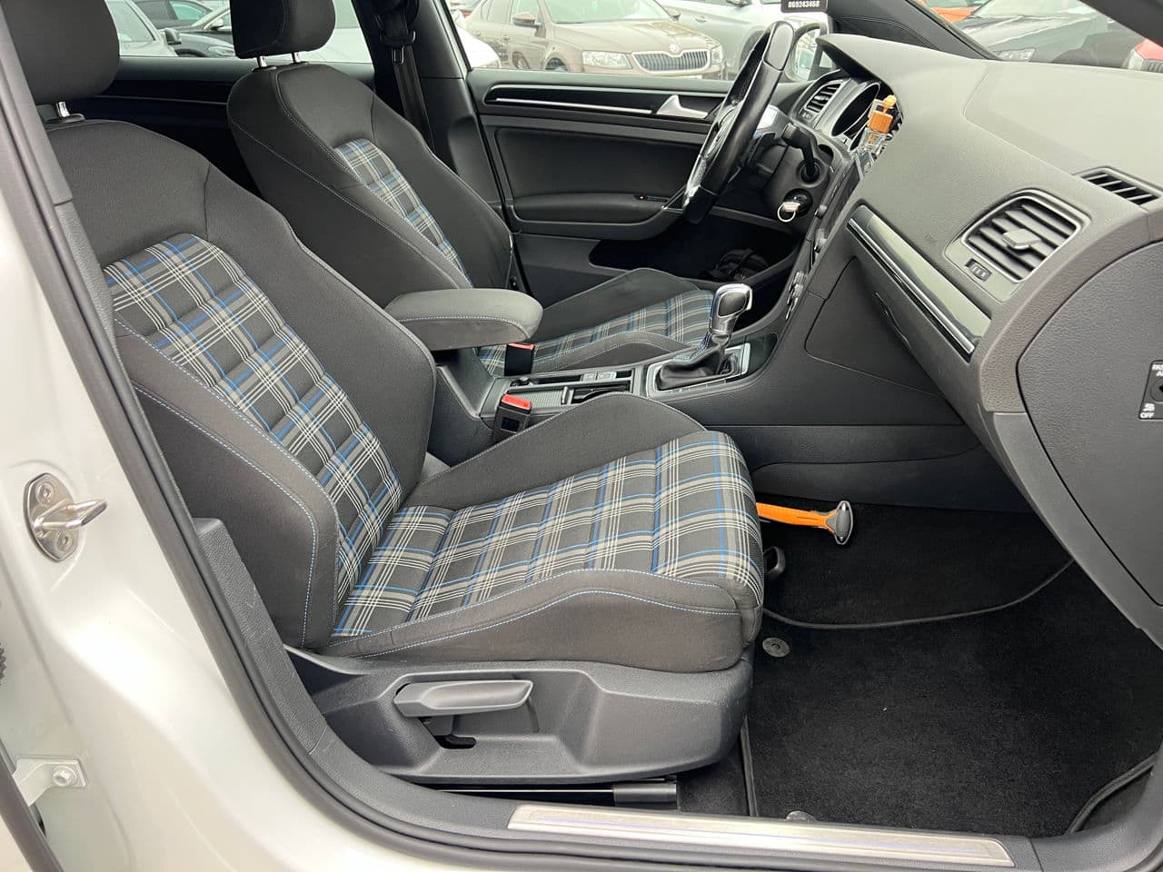 Volkswagen Golf GTE 2015 — Миниатюра 16