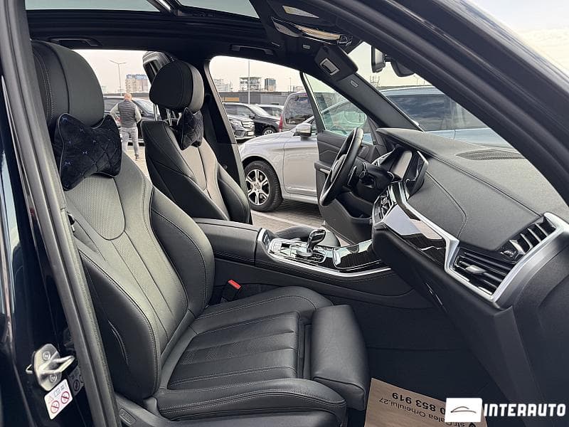BMW X5 4.0i 2019 — Миниатюра 17