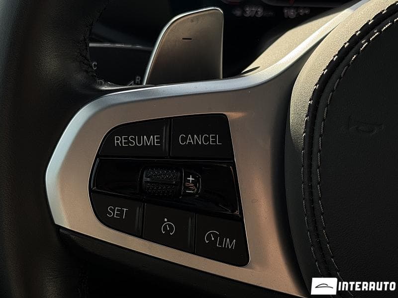 BMW X5 4.0i 2019 — Миниатюра 8