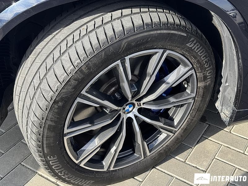 BMW X5 4.0i 2019 — Миниатюра 18