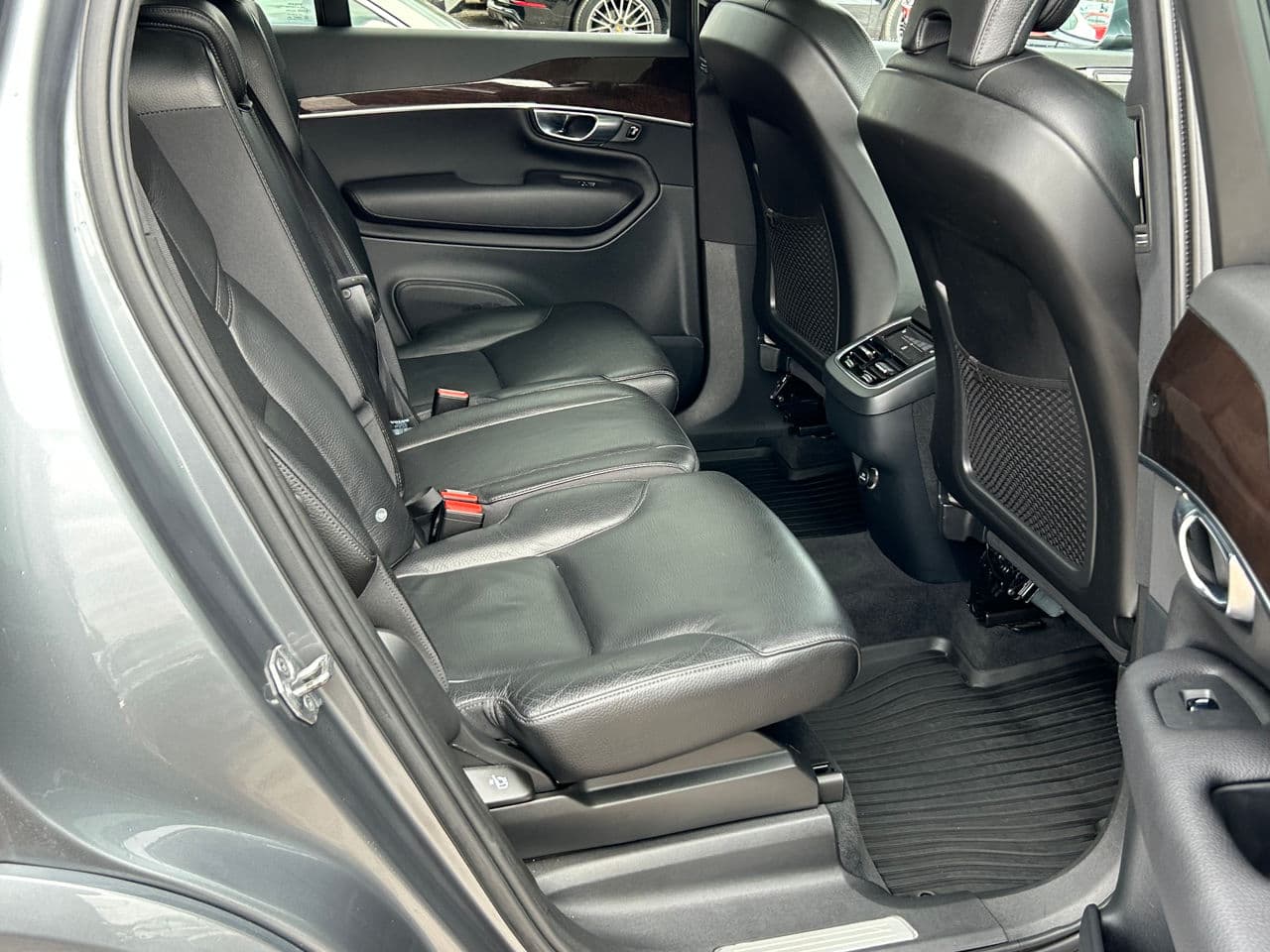Volvo XC 90 2018 — Миниатюра 21