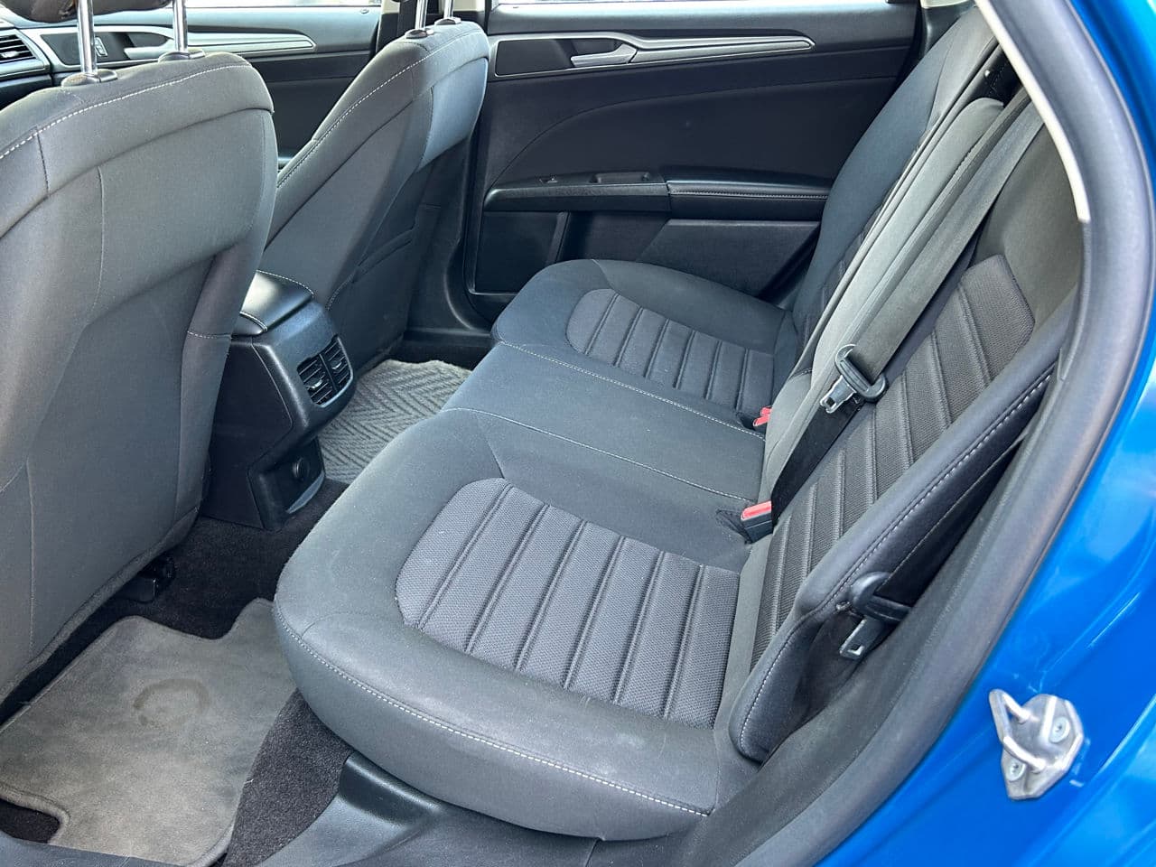 Ford Fusion 2020 — Миниатюра 17