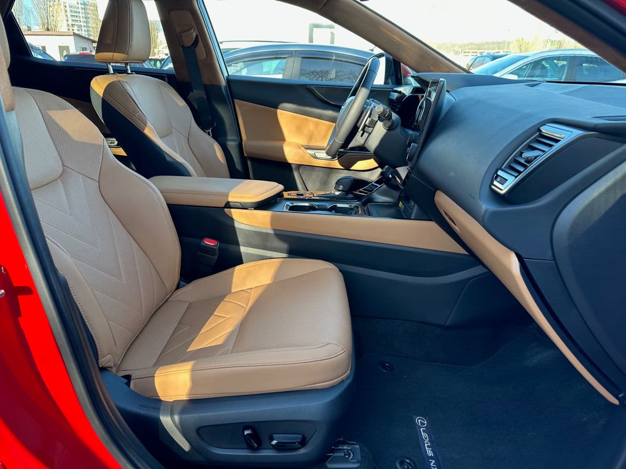 Lexus NX 450H+ 2023 — Миниатюра 19