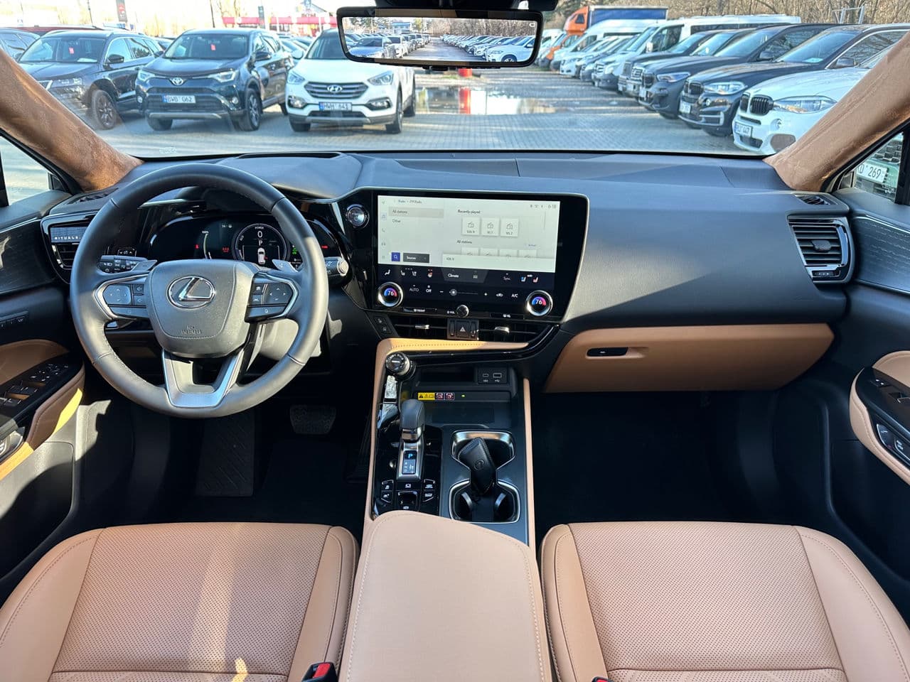 Lexus NX 450H+ 2023 — Миниатюра 10