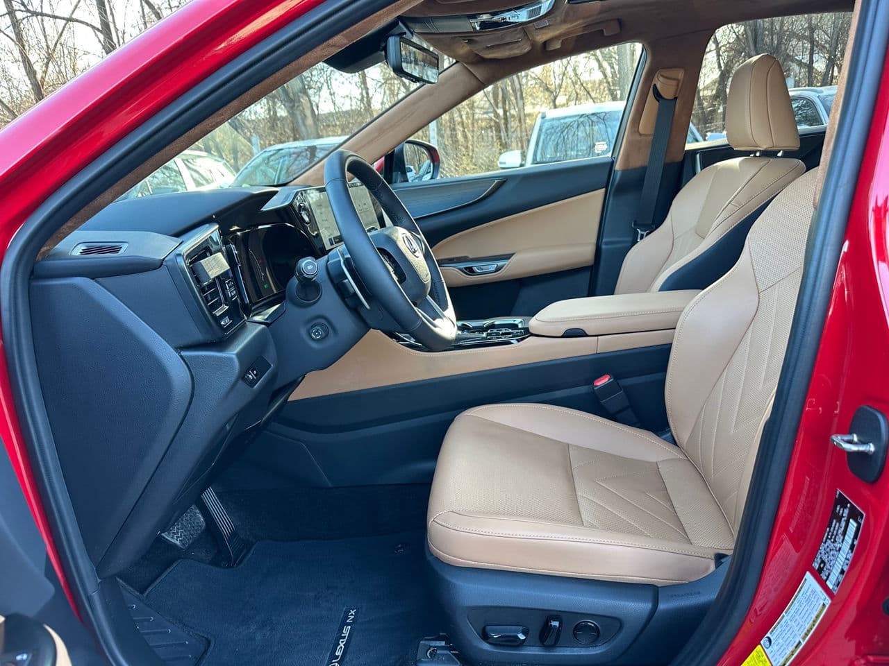 Lexus NX 450H+ 2023 — Миниатюра 6