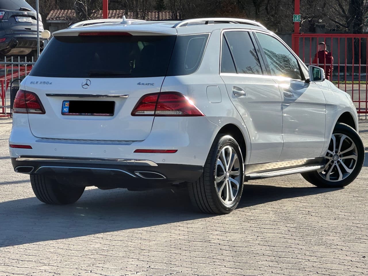 Mercedes GLE 250 2016 — Миниатюра 3