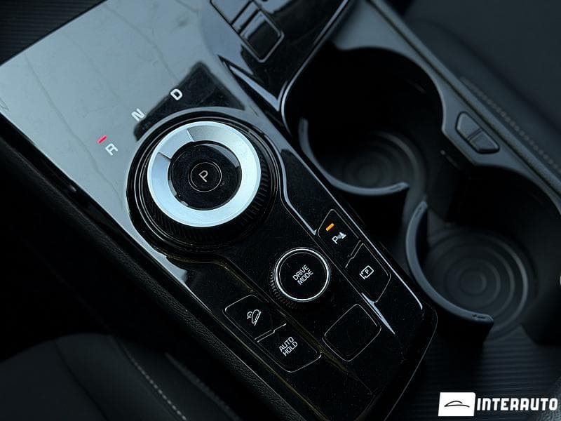 Kia Sportage 2023 — Миниатюра 12