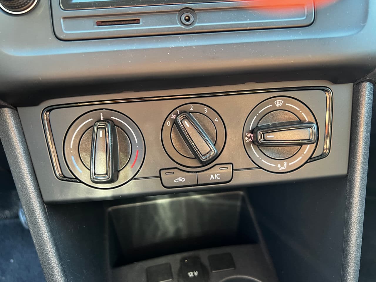 Volkswagen Polo 2014 — Миниатюра 13