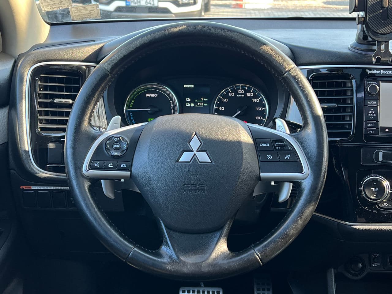 Mitsubishi Outlander 2014 — Миниатюра 10