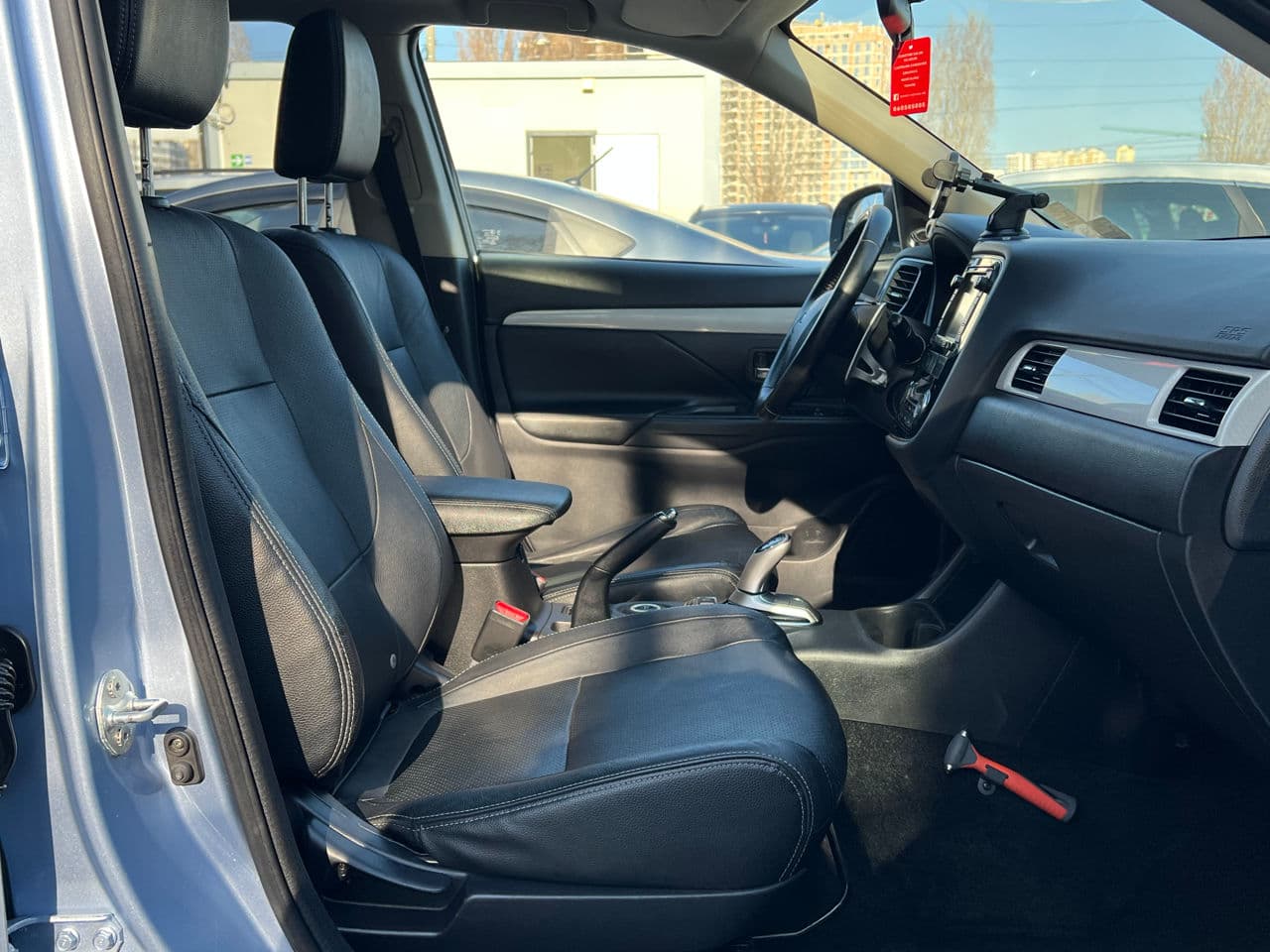 Mitsubishi Outlander 2014 — Миниатюра 16