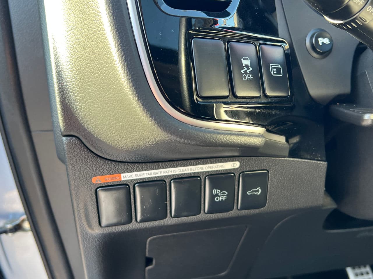 Mitsubishi Outlander 2014 — Миниатюра 7