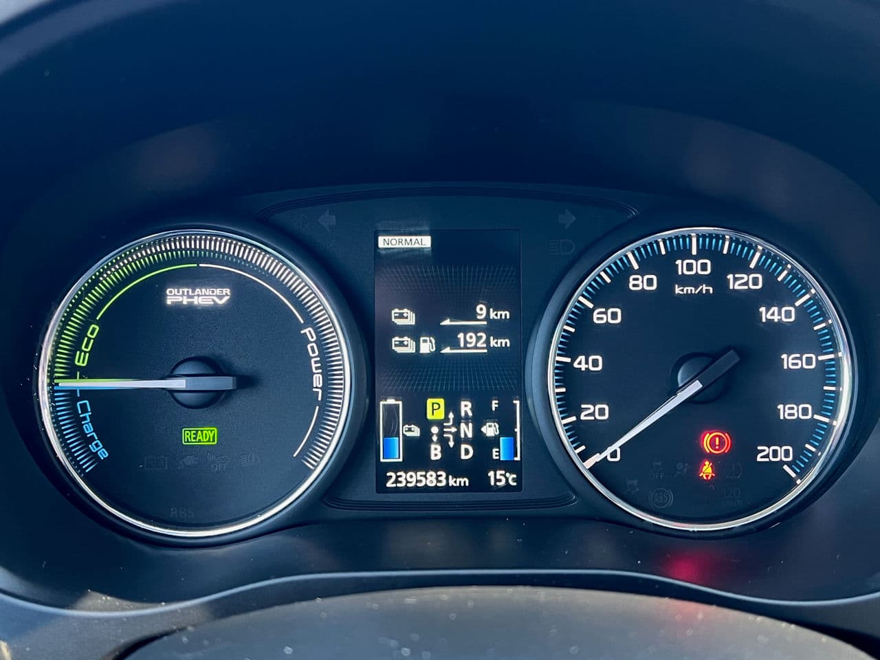 Mitsubishi Outlander 2014 — Миниатюра 11