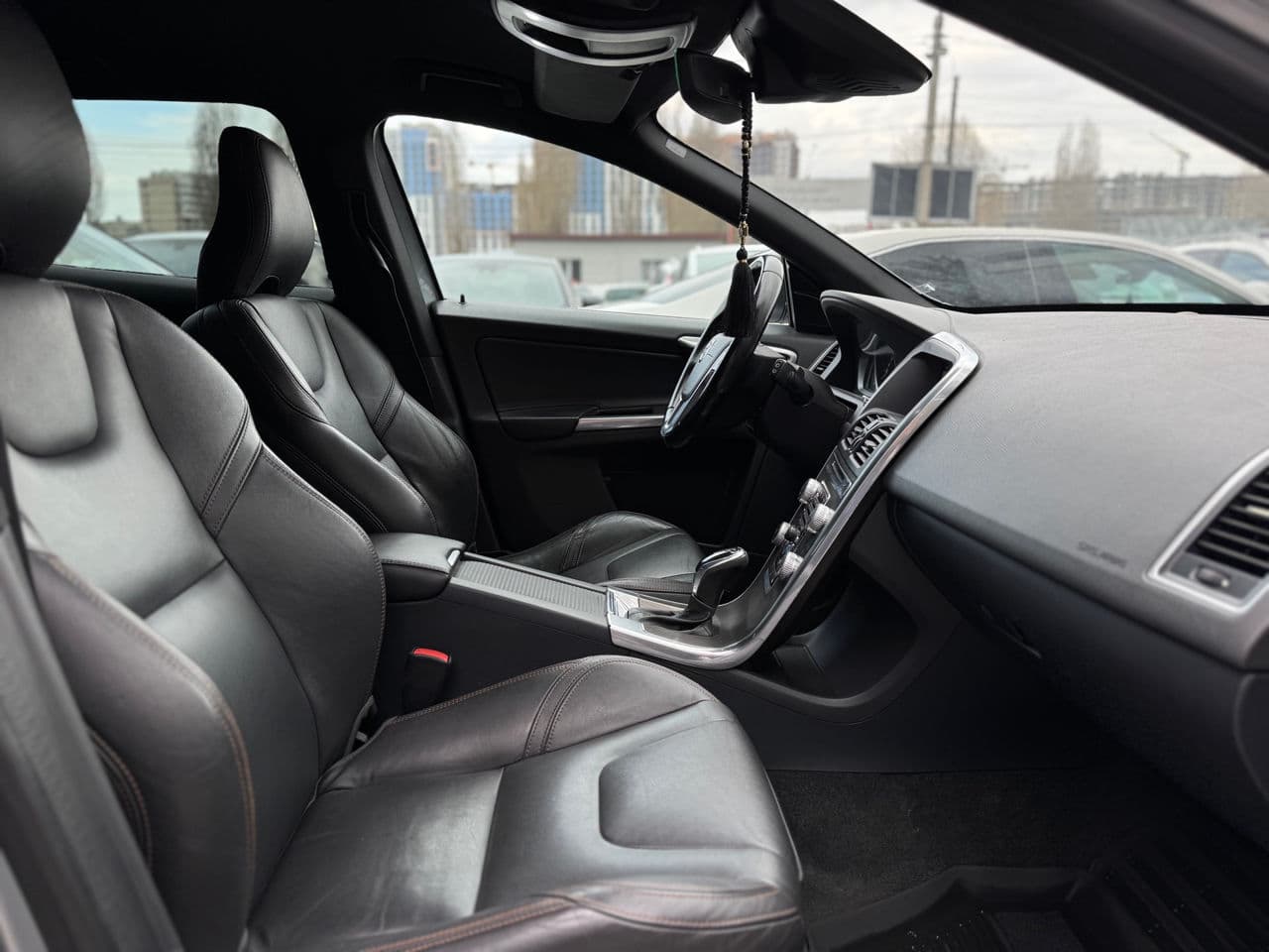 Volvo XC 60 2014 — Миниатюра 18