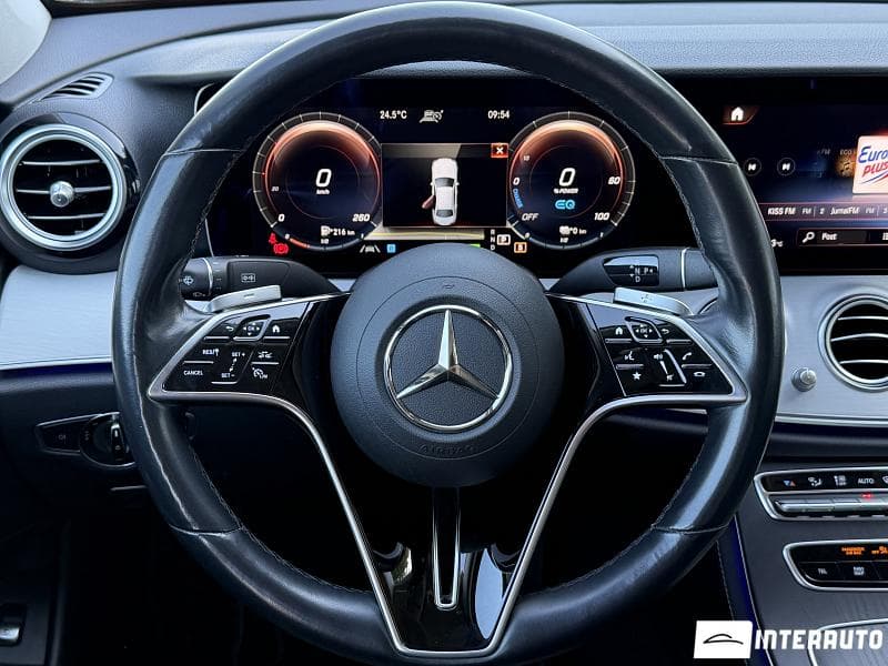 Mercedes E 300de 2021 — Миниатюра 11