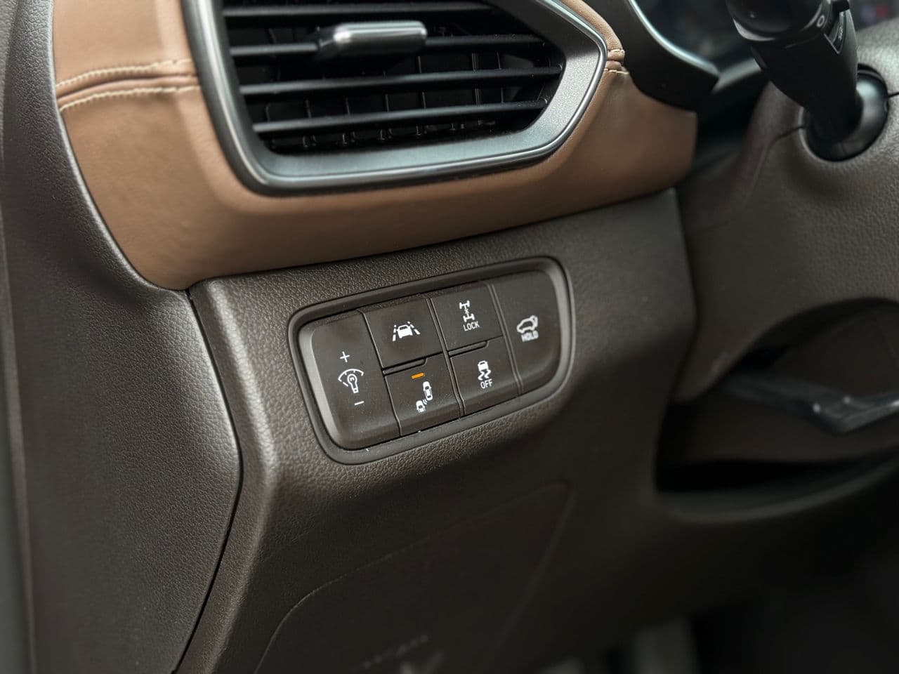 Hyundai Santa Fe 2020 — Миниатюра 10