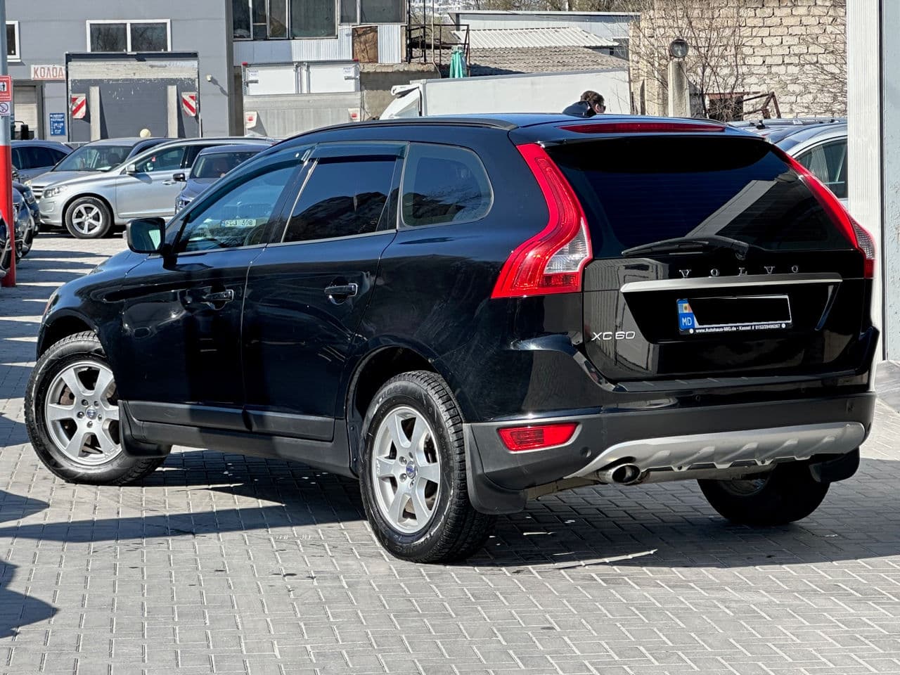 Volvo XC 60 2011 — Миниатюра 2