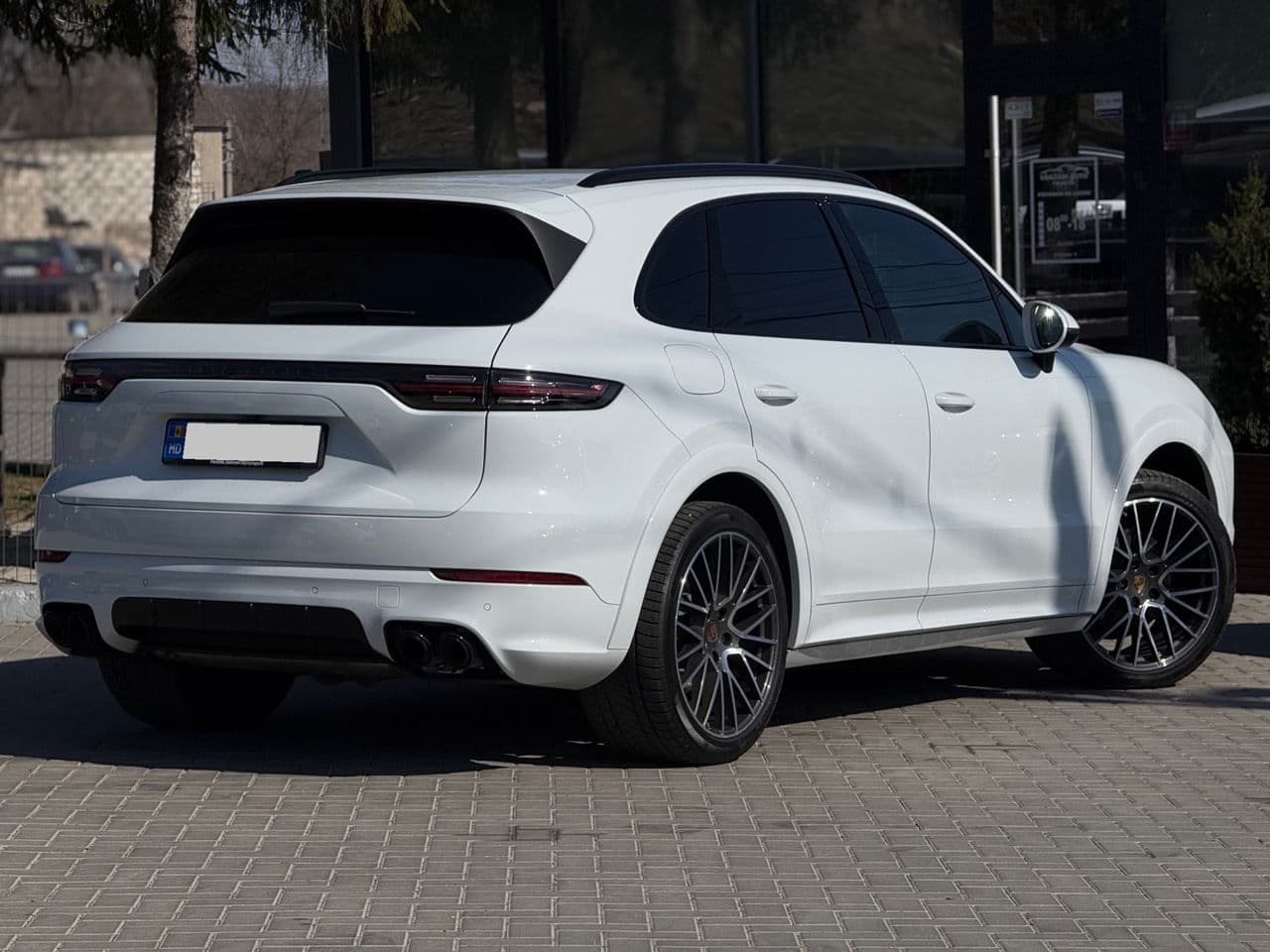 Porsche Cayenne 2019 — Миниатюра 2