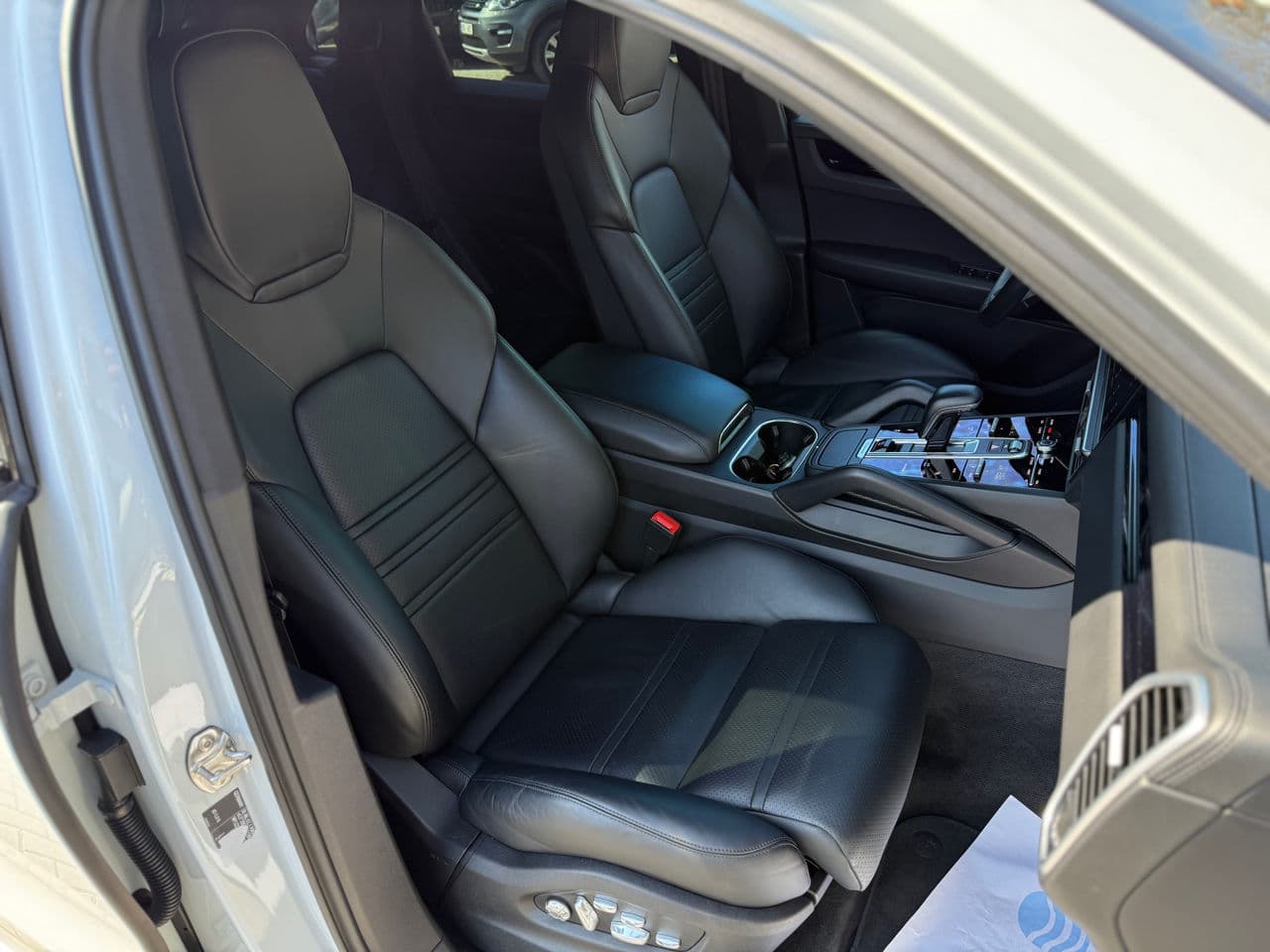 Porsche Cayenne 2019 — Миниатюра 21
