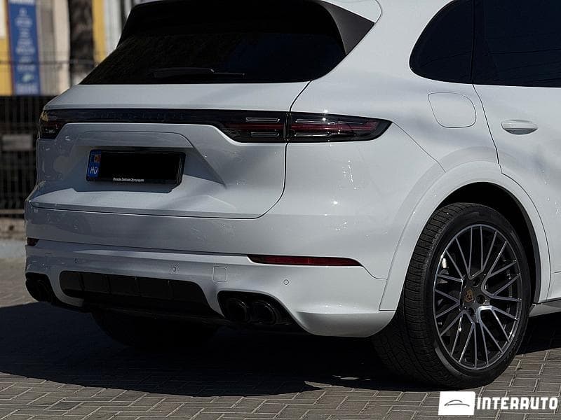 Porsche Cayenne 2019 — Миниатюра 6