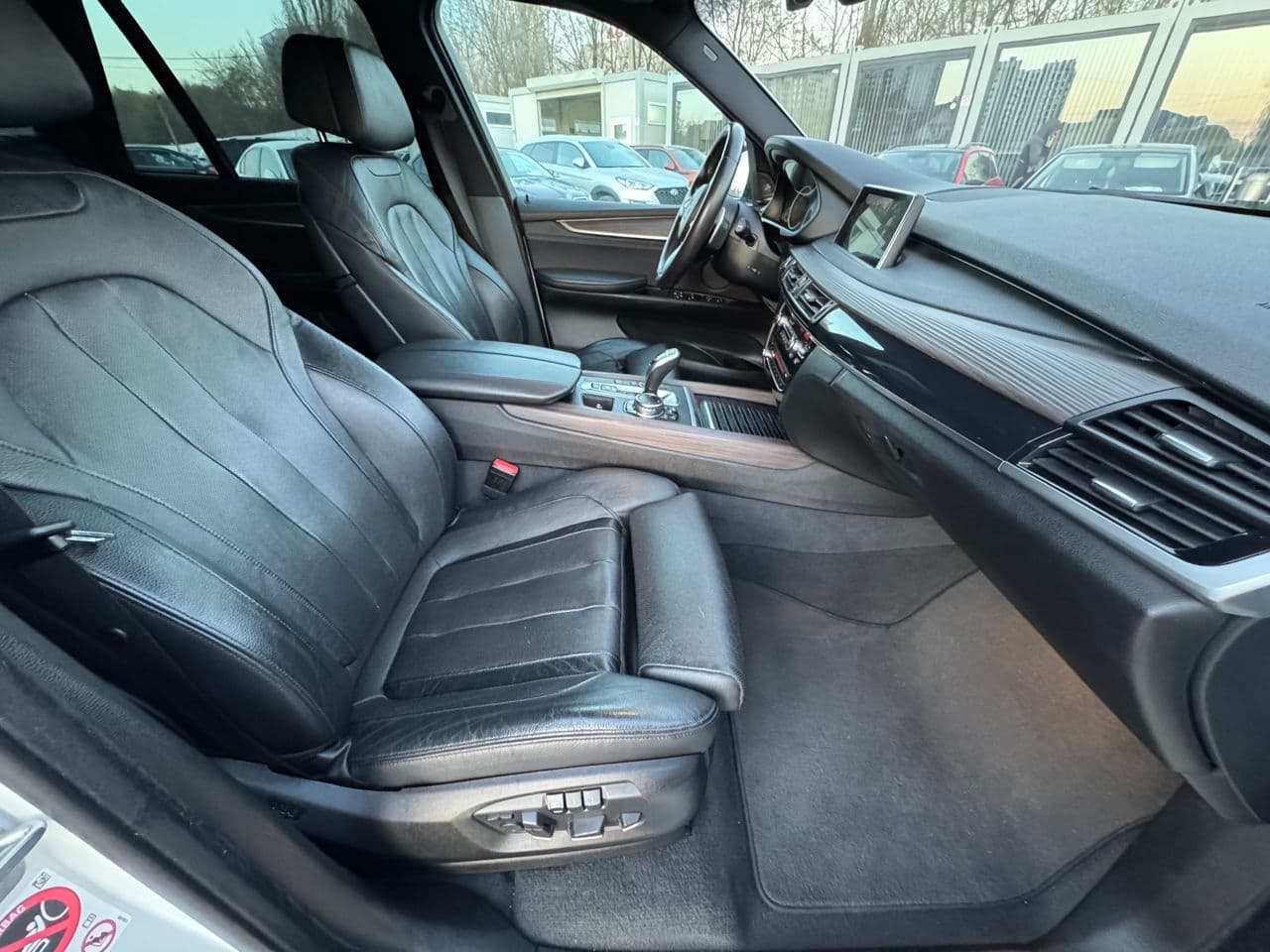 2016 BMW X5 2.5D — Miniatură 19