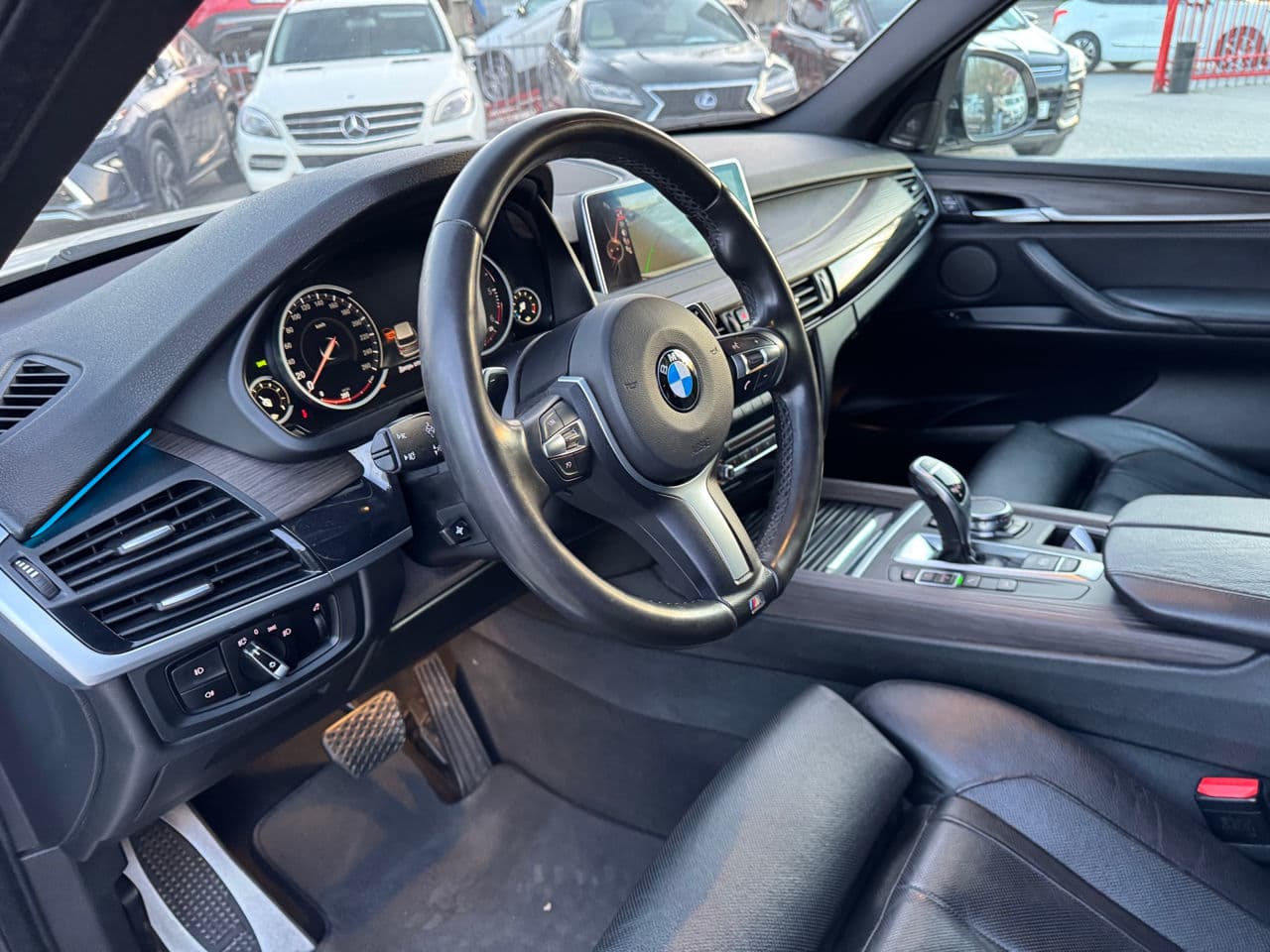 2016 BMW X5 2.5D — Miniatură 10
