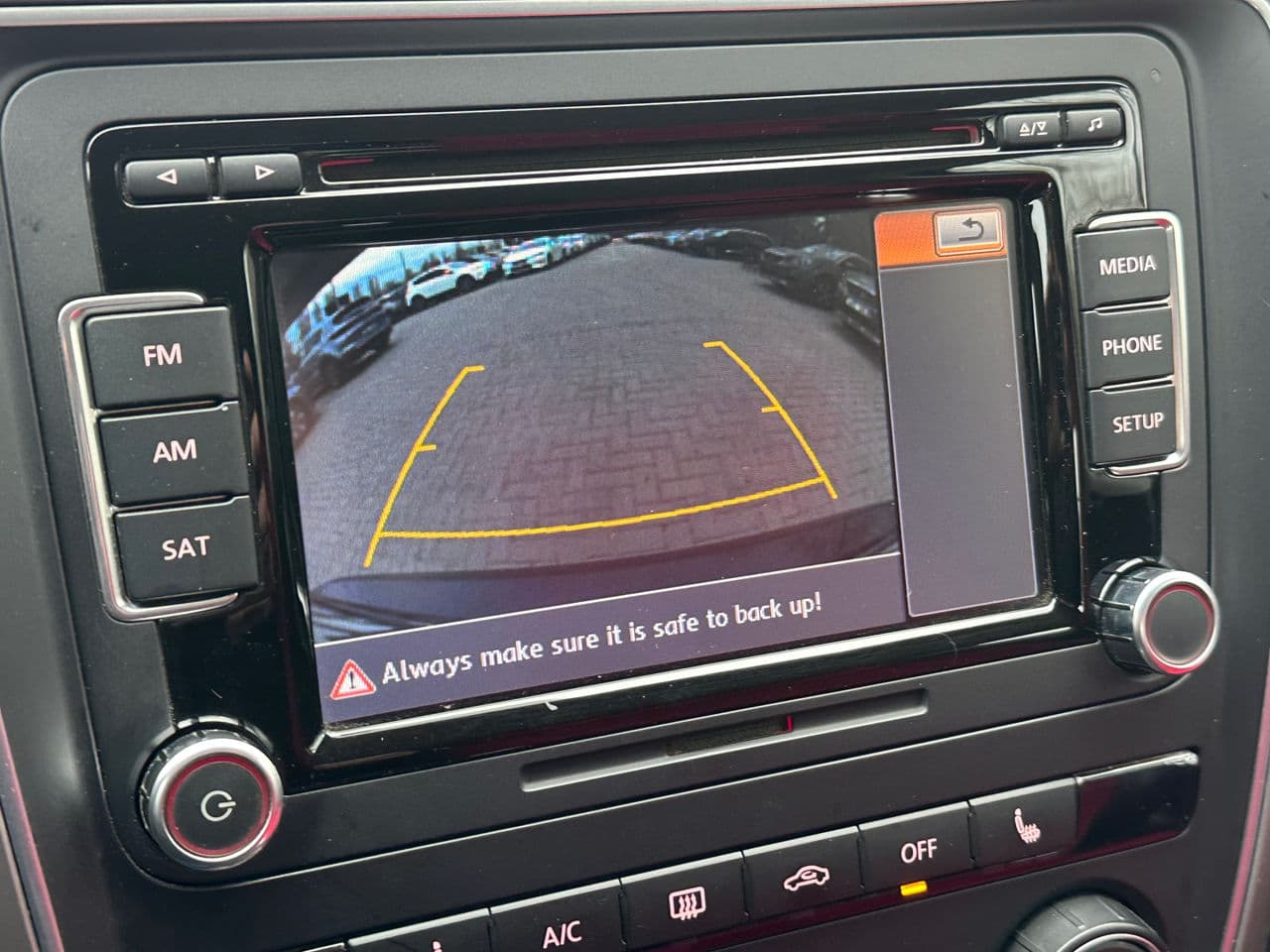 Volkswagen Passat 2015 — Миниатюра 12