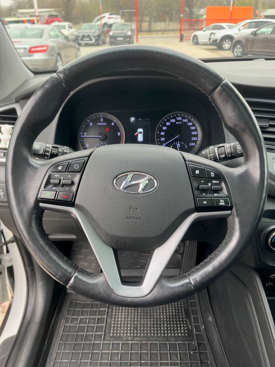 Hyundai Tucson 2016 — Миниатюра 12